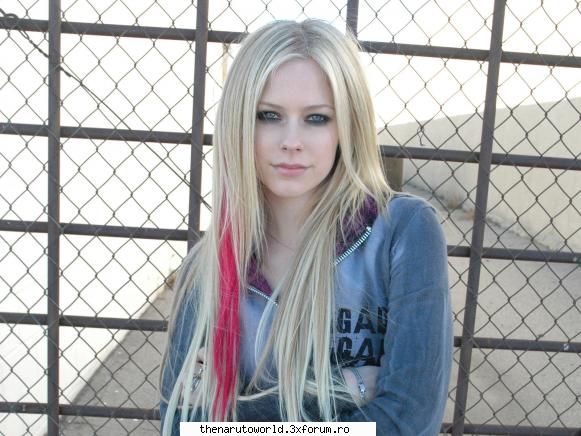 Avril`s life - ScorpionCocos Varsta : 14 Data inscrierii : 27 - Avril Lavigne