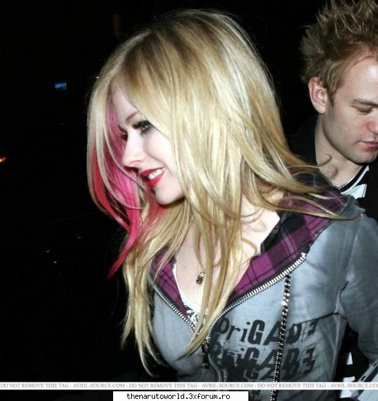 Avril`s life - Genul Muzical Pe pagina personală a lui - Avril Lavigne