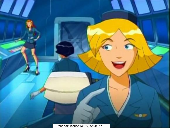 Clover - e moarta dp baietzi - Totally Spies