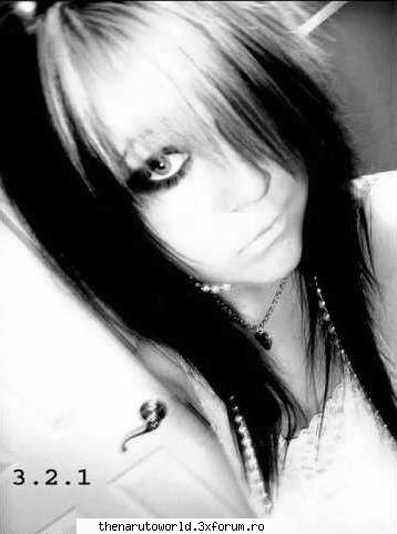 Emo Girl - ~__~  Anime World ~__~ - Emo KidS