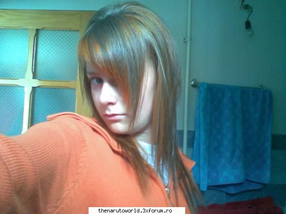 Hallo!!! - Poi, in primul rand, buna! - Eu sunt Laryssa, dar - Despre noi