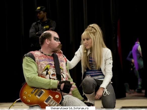 Miley Cyrus - *Hilary*CB - Actori