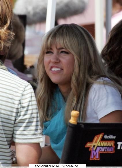 Miley Cyrus - *Hilary*CB - Actori