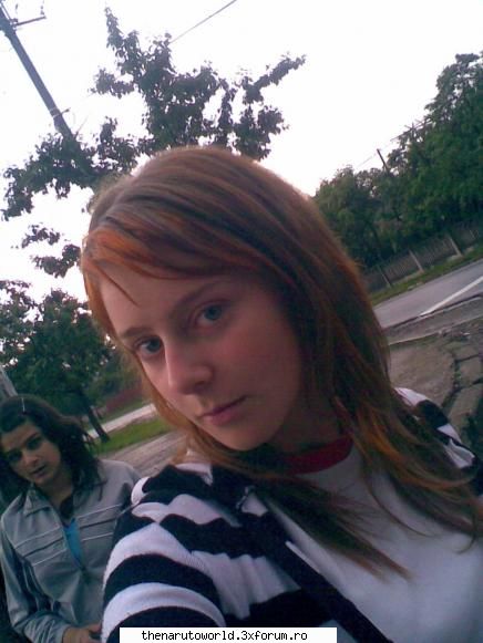 Poze cu noi.. - deea mama....de ce nu mi,ai zis si me k esti - Noi...JI numai noi:D