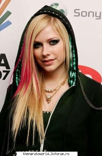 Poze q Avril - Mariah_Yamacha - Avril Lavigne