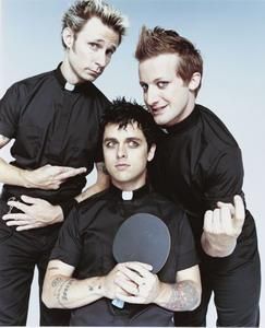zope cu green day:D - ji q asta kre`k`s 7 :) - Green DaY